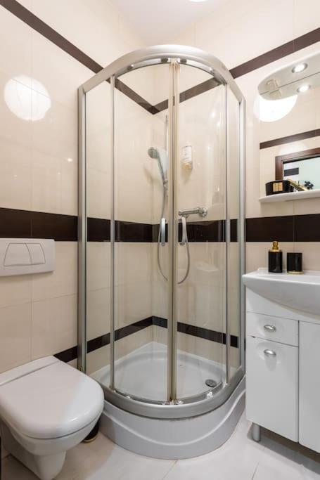 Close-Urban Chic - City Center - Studio Apartment - Plac Konstytucji วอร์ซอ ภายนอก รูปภาพ