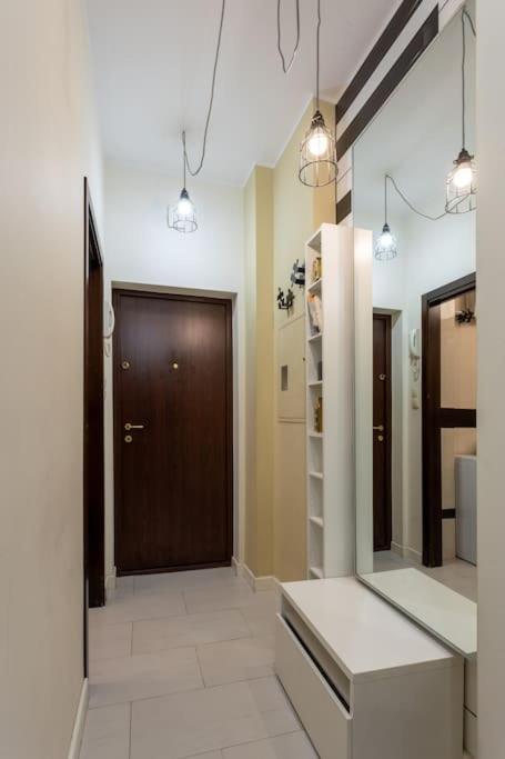 Close-Urban Chic - City Center - Studio Apartment - Plac Konstytucji วอร์ซอ ภายนอก รูปภาพ