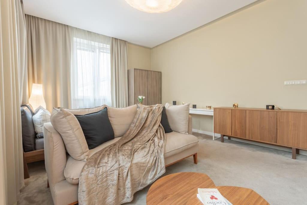 Close-Urban Chic - City Center - Studio Apartment - Plac Konstytucji วอร์ซอ ภายนอก รูปภาพ