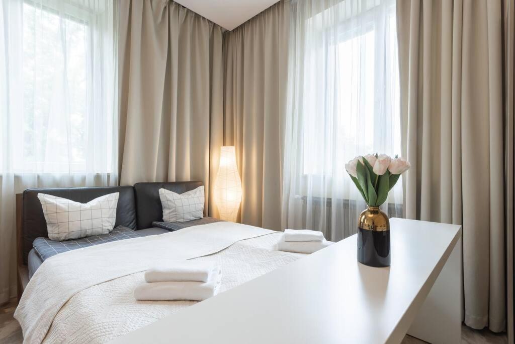 Close-Urban Chic - City Center - Studio Apartment - Plac Konstytucji วอร์ซอ ภายนอก รูปภาพ